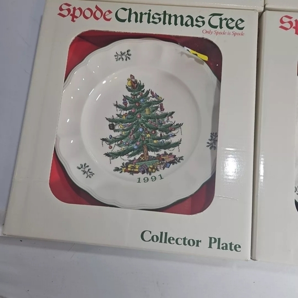 Spode Christmas Tree Collector Plates. Set Of 4. 1990-1993 - Picture 3 of 6